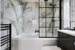 En-Suite- click for photo gallery